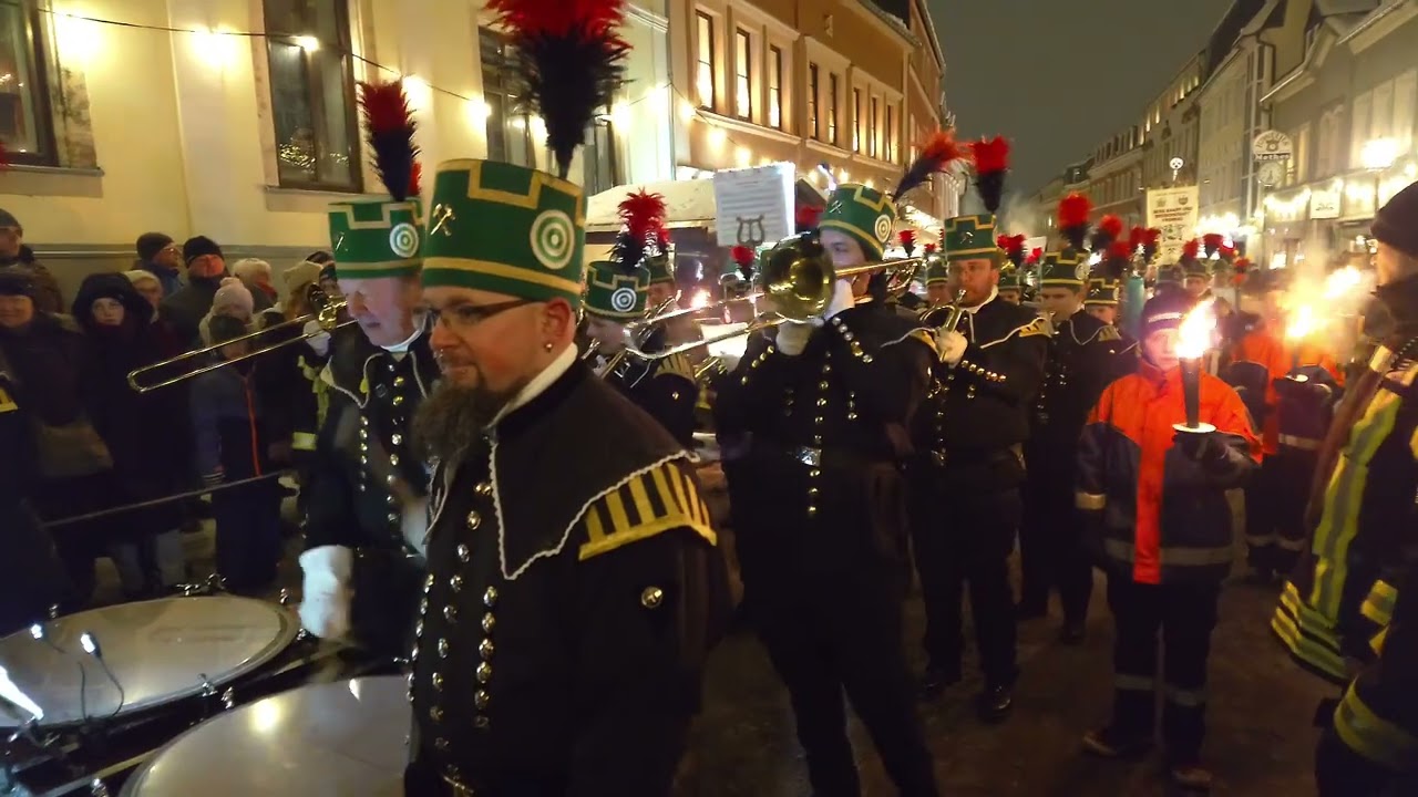 Die Zwönitzer Bergparade vom 2. Dezember 2023.