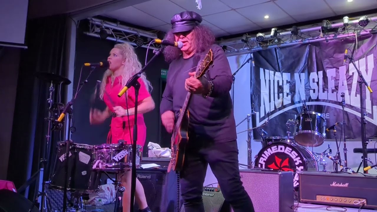 Voodoo Radio - Turn out the Light (NICE N SLEAZY FESTIVAL 2024 - Morecambe)