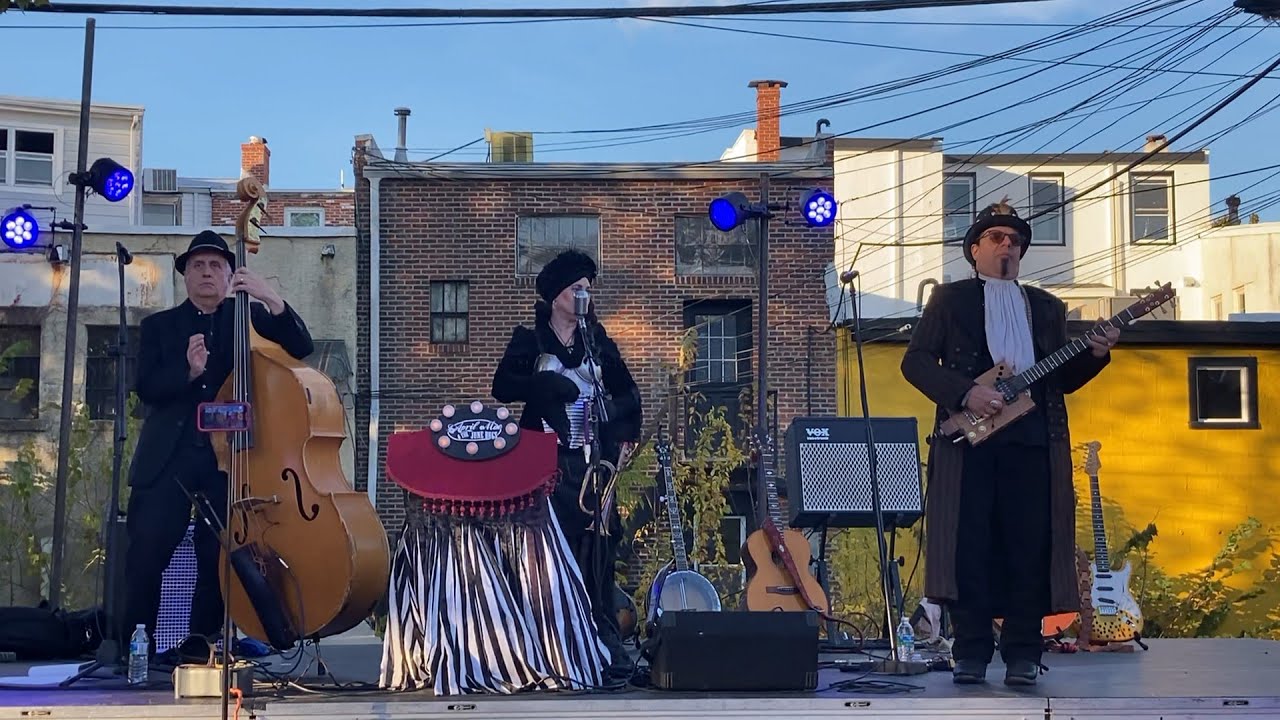 April Mae & The June Bugs - Marie Laveau
