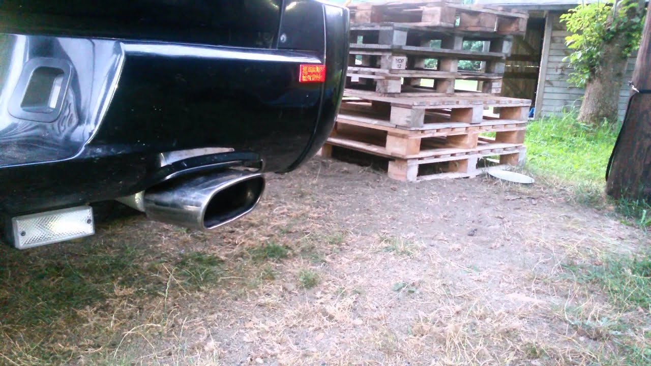 Dodge Ram Srt 10 mit modifiziertem Borla exhaust