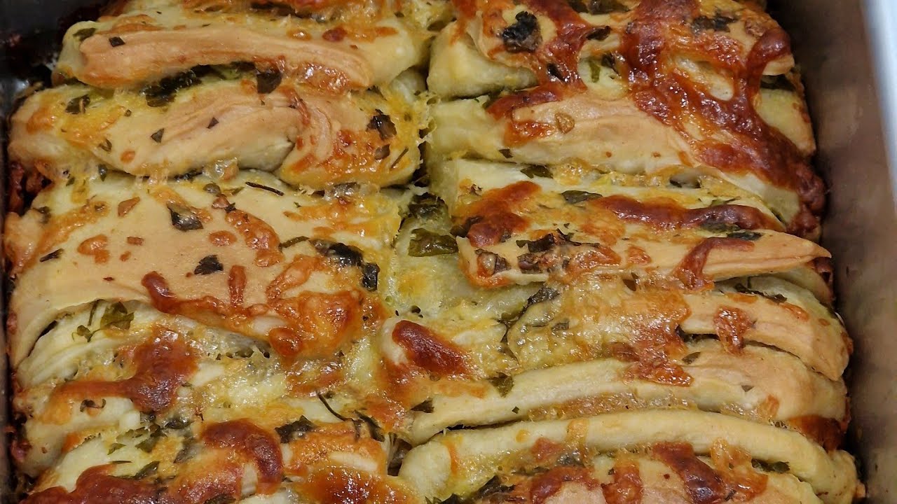 Overnight Sourdough Pull apart Garlic Bread.