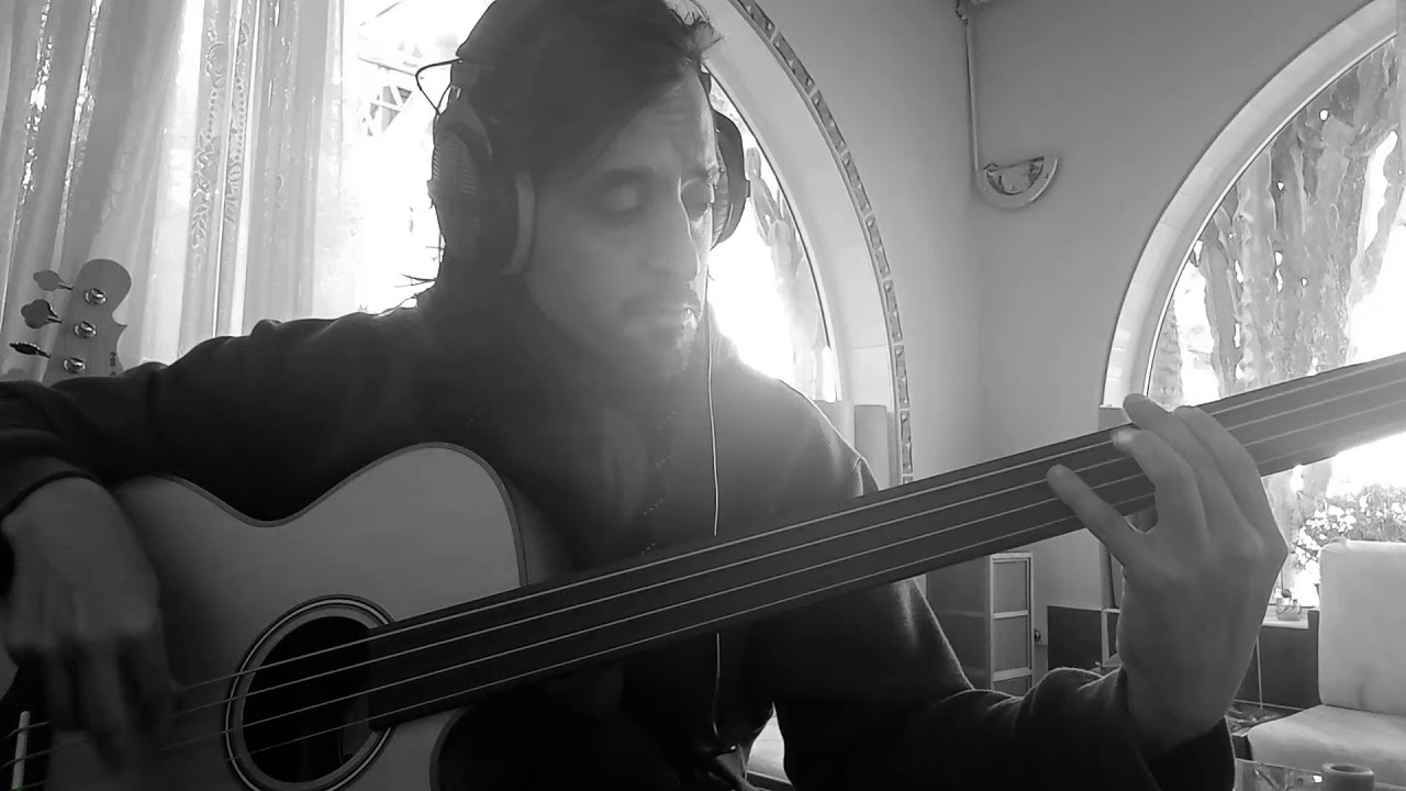 Tocando samba blues; fretless bass Gear4Music&ndash; Jazz Turns Samba