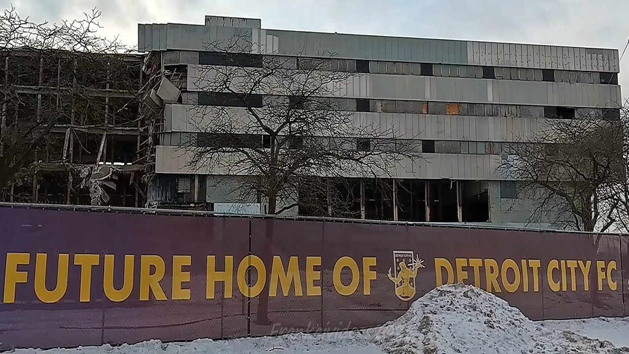 Southwest Hospital Demolition & Corktown Constructions: 14th & Bagley; Trumbull Apts; Lofts On 10th.