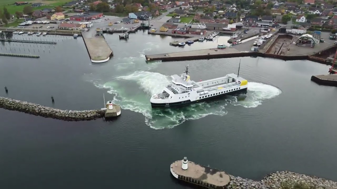 100% Electric Ellen Ferry S&oslash;by &AElig;r&oslash; Island