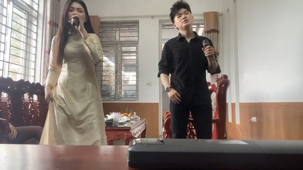 Cơn mưa tình yêu