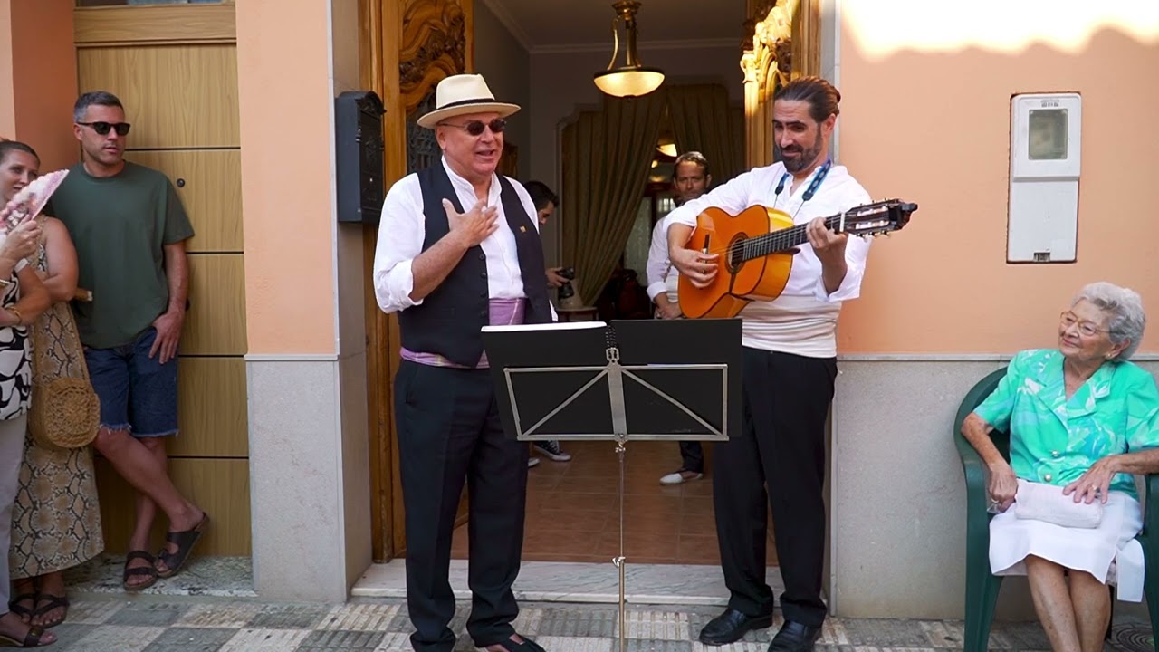 Alc&agrave;sser Cercavila del Crist Roman&ccedil; de l'albercoquer Naiet Cirerer i T&oacute;bal Rentero