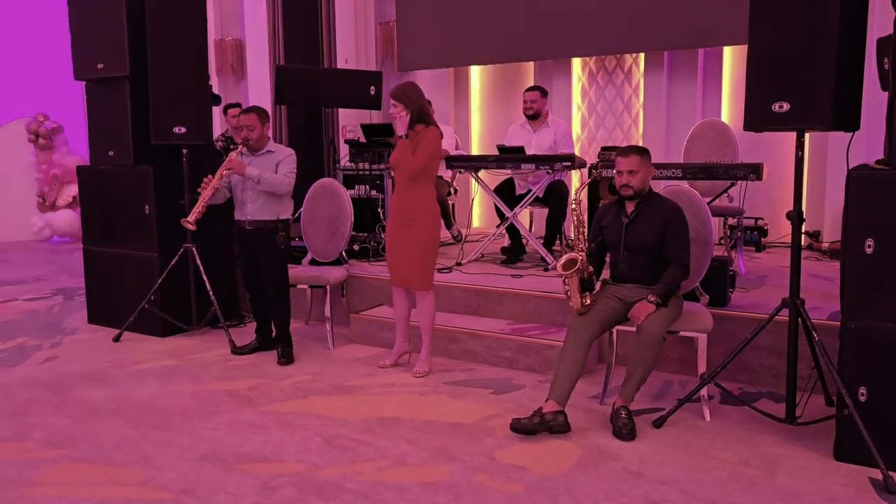 Denisa Țanigoi🎤si Artist Band🎷🎹🎼Doina!!!