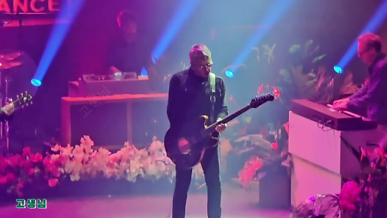 Noel Gallagher - The importance Of Being Idle  23.11.25 서울 명화라이브홀