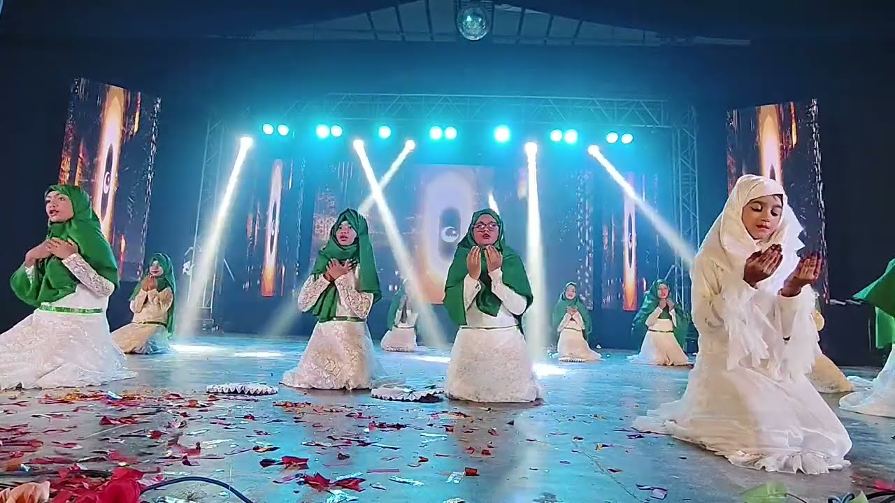 Bacchon Ki Dua – “Lab Pe Aati Hai Dua” | Heart-Touching Kids Performance | Samanvya 2025