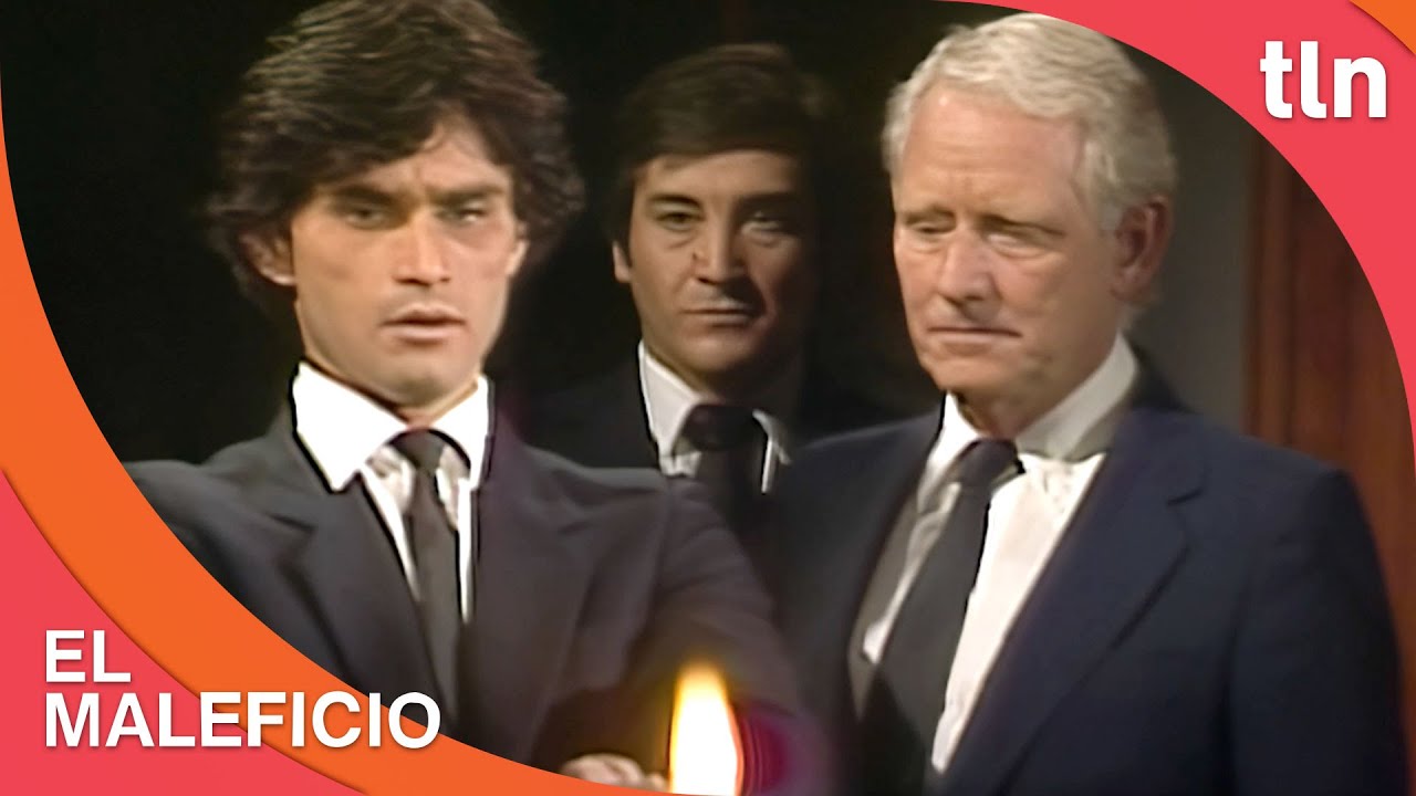 Jorge es iniciado durante una ceremonia de la fraternidad | El Maleficio | Capítulo 143