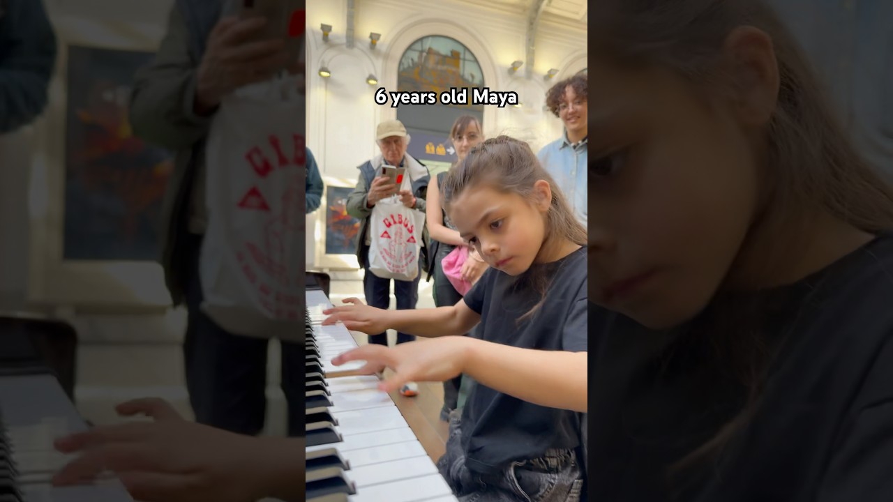 6 years old Maya found a public piano in Paris #piano #streetmusic #paris