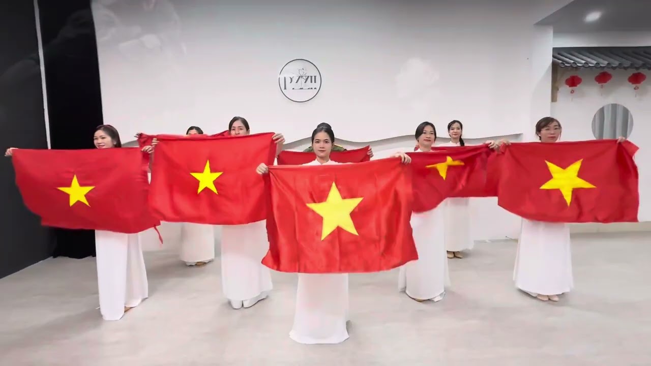 Múa Còn Gì Đẹp Hơn - Biên đạo : Ngọc Phượng - Pzzii Dance Studio