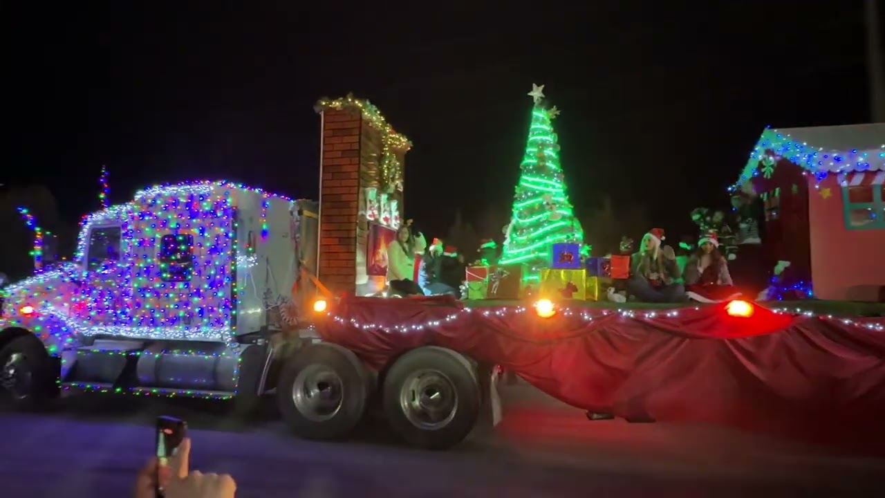 Desfile de luces en campos menonitas 