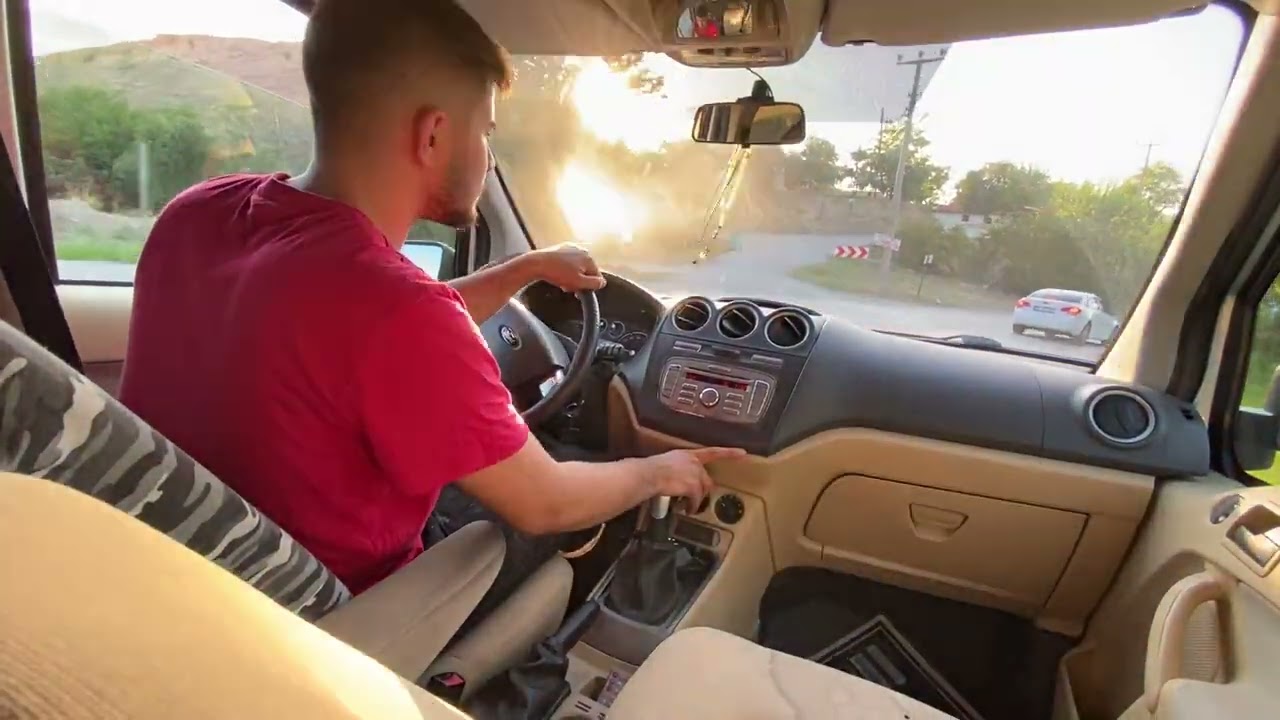 ARABA KAÇIRMA FORD TOURNEO CONNECT ÇEVRE YOLU GAZLAMA 180 KM HIZ ARAGAZ GEZİNTİ POV SÜRÜŞ