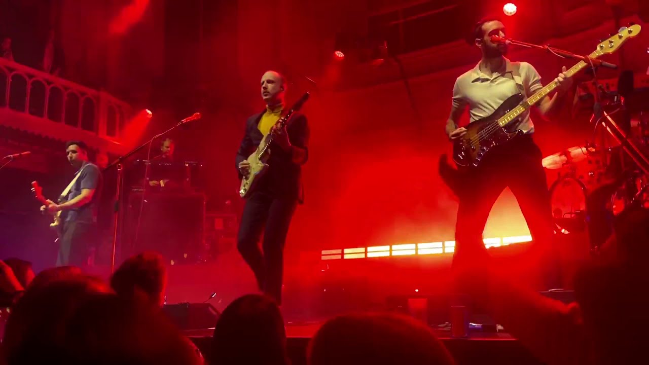 Two Door Cinema Club - EU Tour 2020 Amsterdam Paradiso