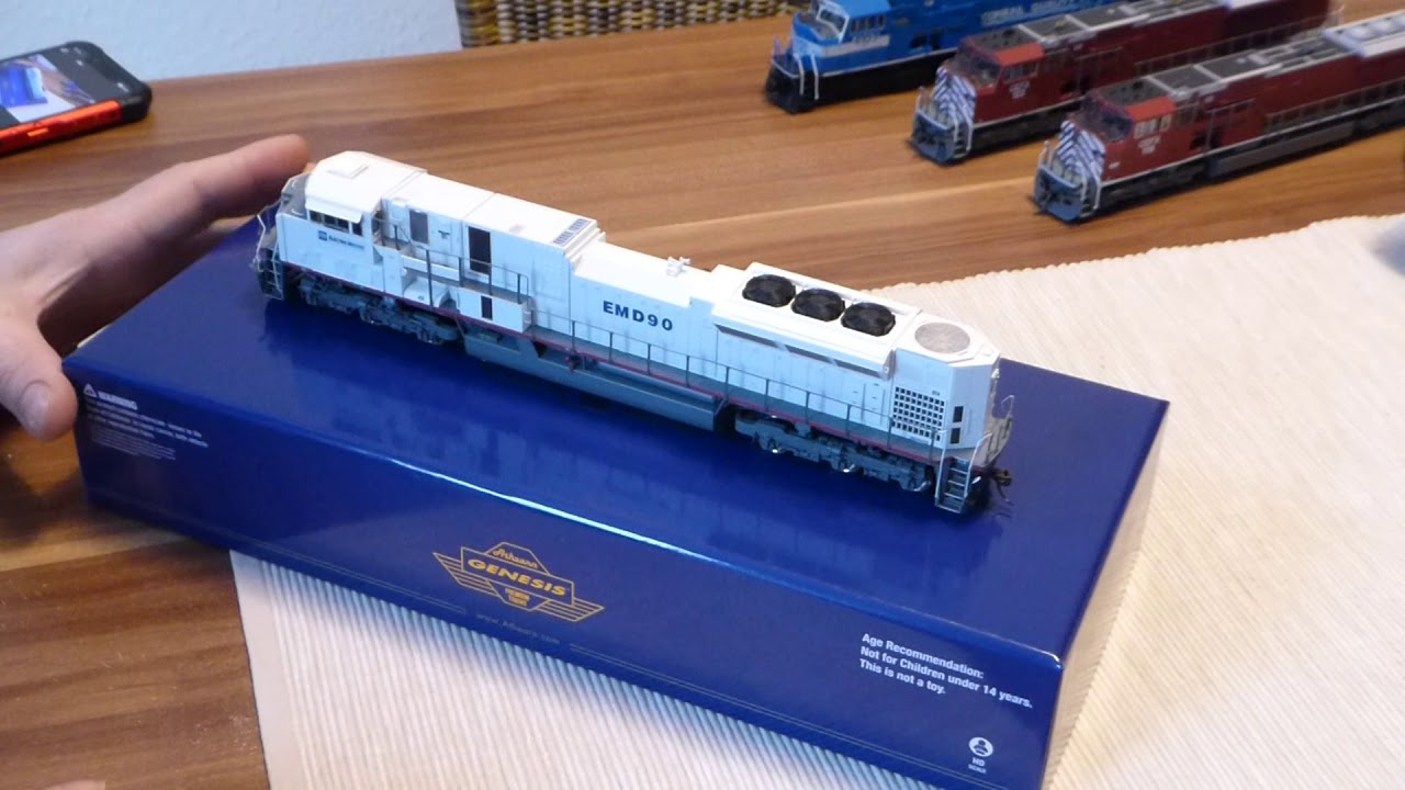 UNBOXING Athearn Genesis EMD SD90MAC-H EMDX Version