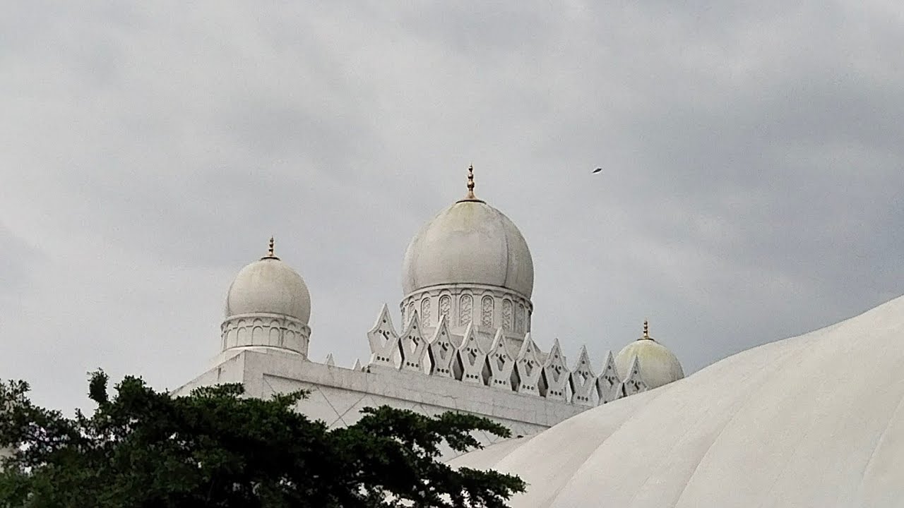 Wisata ke Masjid Zayed Solo Tahun 2026