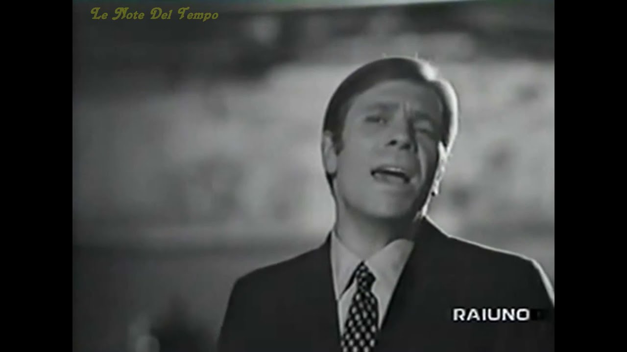 Bruno Martino   -  E La Chiamano Estate   (Canzonissima 1968)