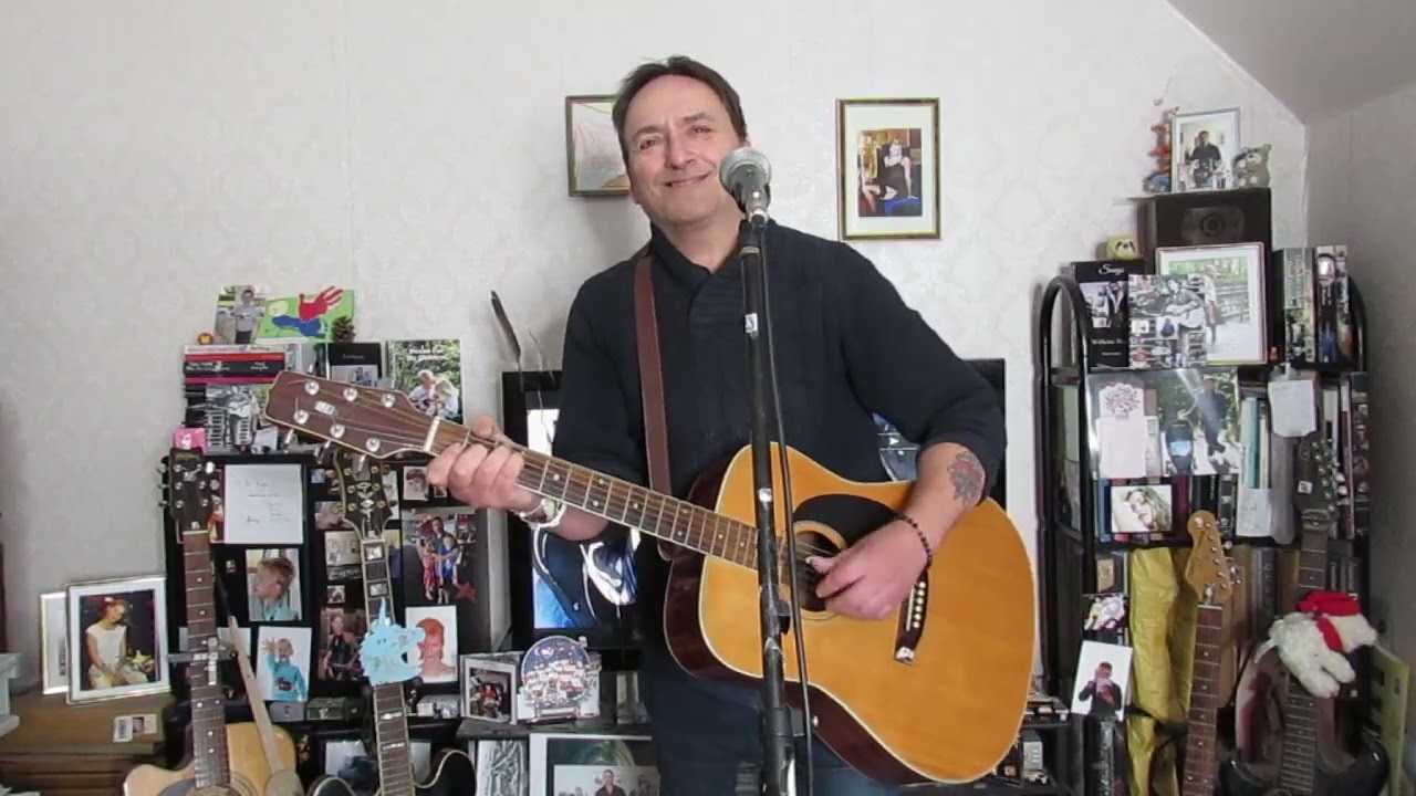 Jam - 'No Horizon' , 'Golden Dreams' , 'Ziggy Stardust' , 'Knockin' On Heaven's Door'