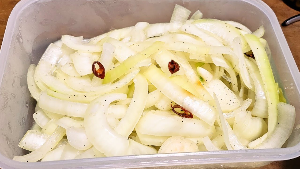 このタマネギ、箸休めを超えた箸休めだ
