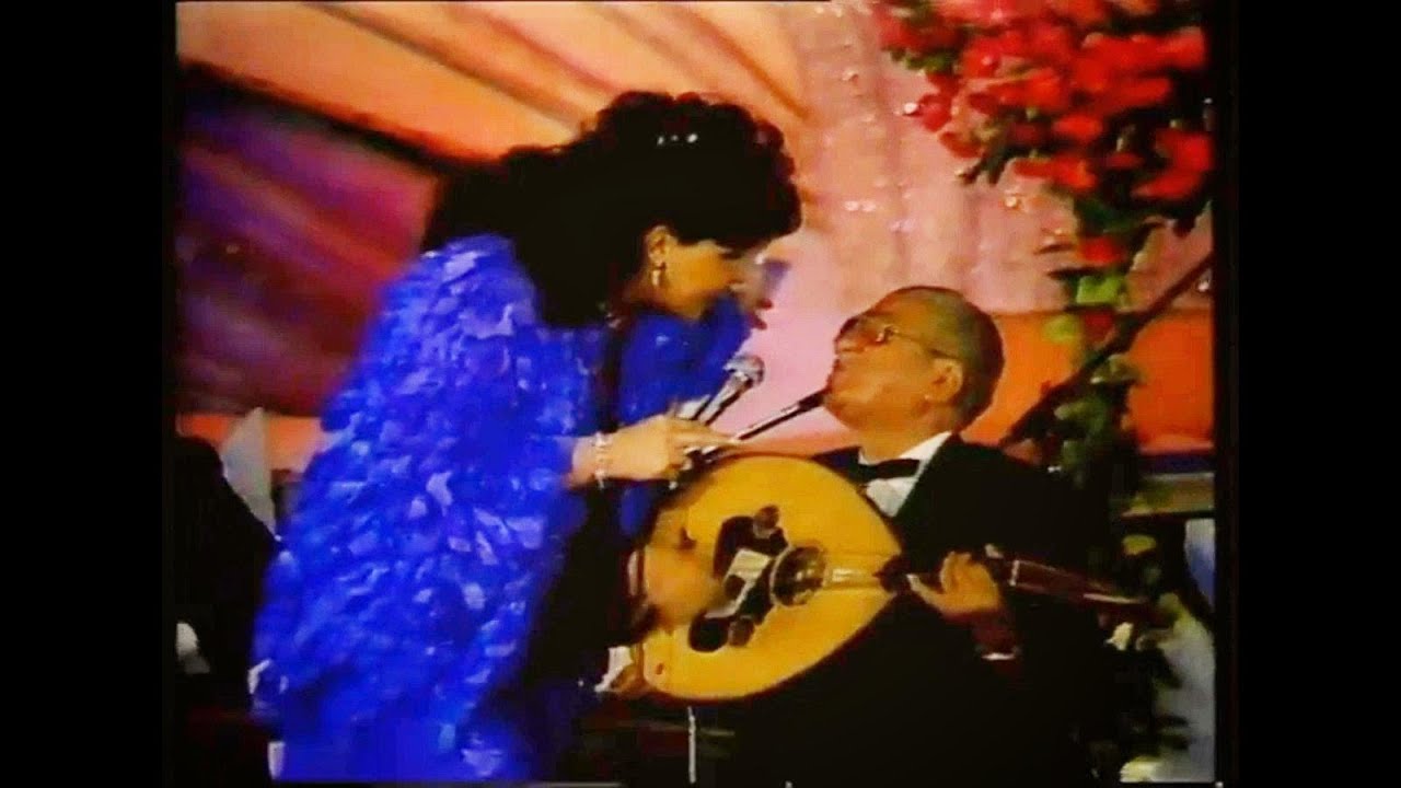 Kadri Şençalar - Kırmızı Gülün Ali Var 1988 (Kendi Eserini Canlı Okuyor)