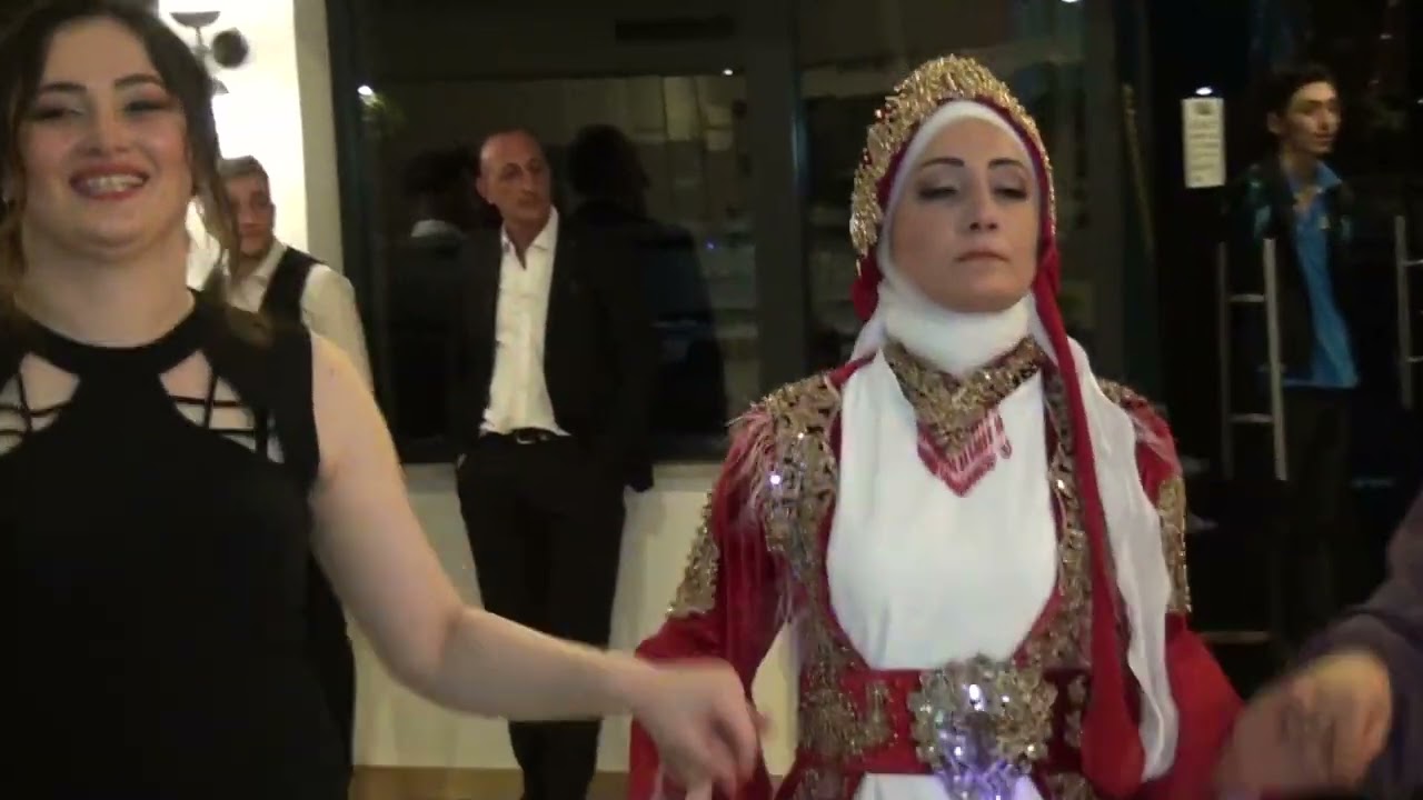 SÜPER HORON TRABZON  VAKFIKEBİR RAMADA OTEL KEMENÇECİ MÜCAHİT 'DEN SÜPER TÜRKÜLER