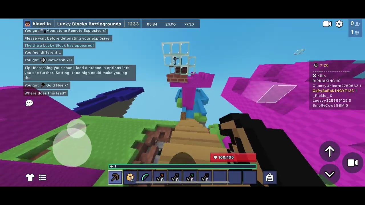 Playing The Lucky Block Battlegrounds in Bloxd