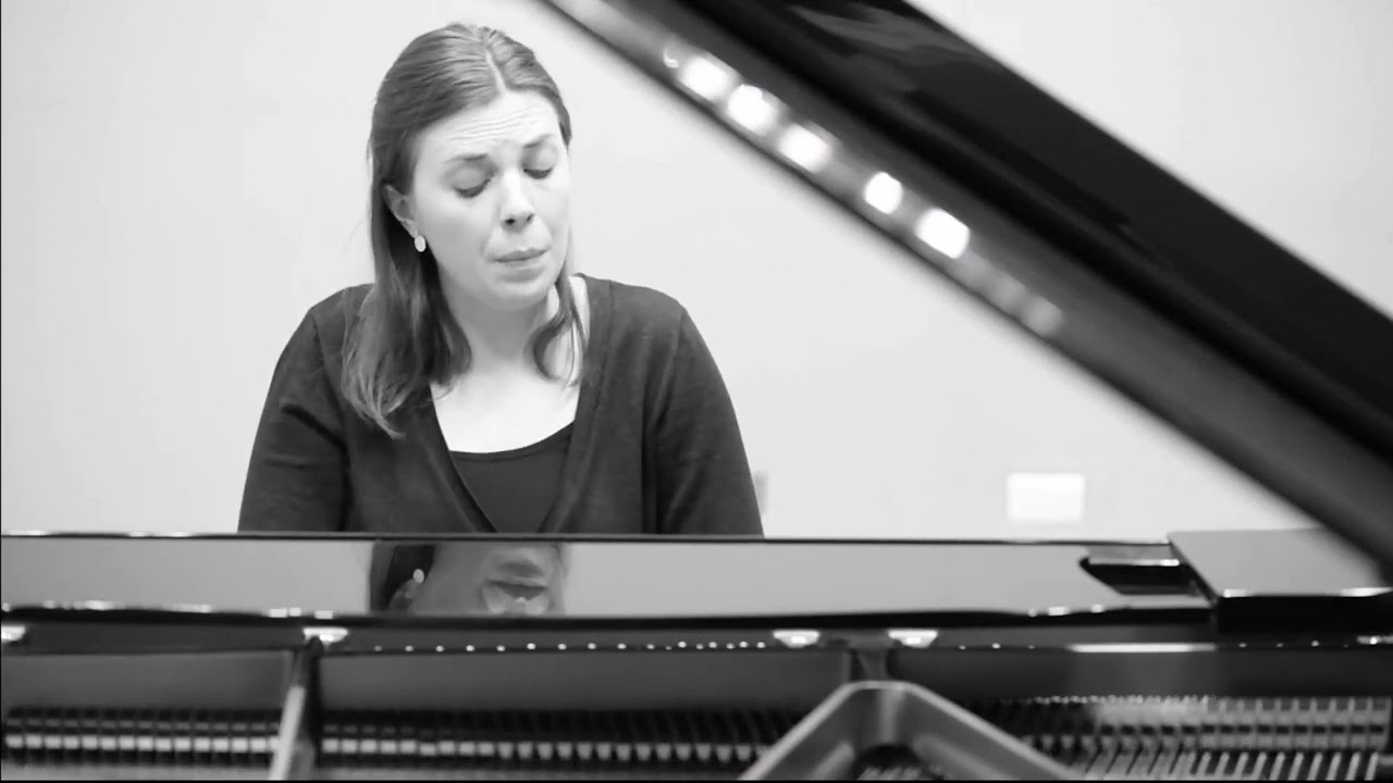 J. Haydn - Sonata in F Major, Hob. XVI-23, Giedre Mazeikaite Gonzalez, Piano