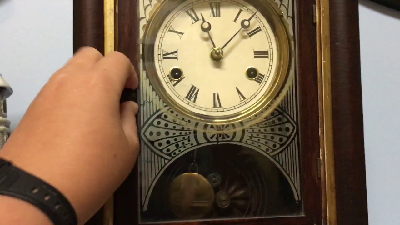 Antique Wm. L. Gilbert Clock Co. mantle clock