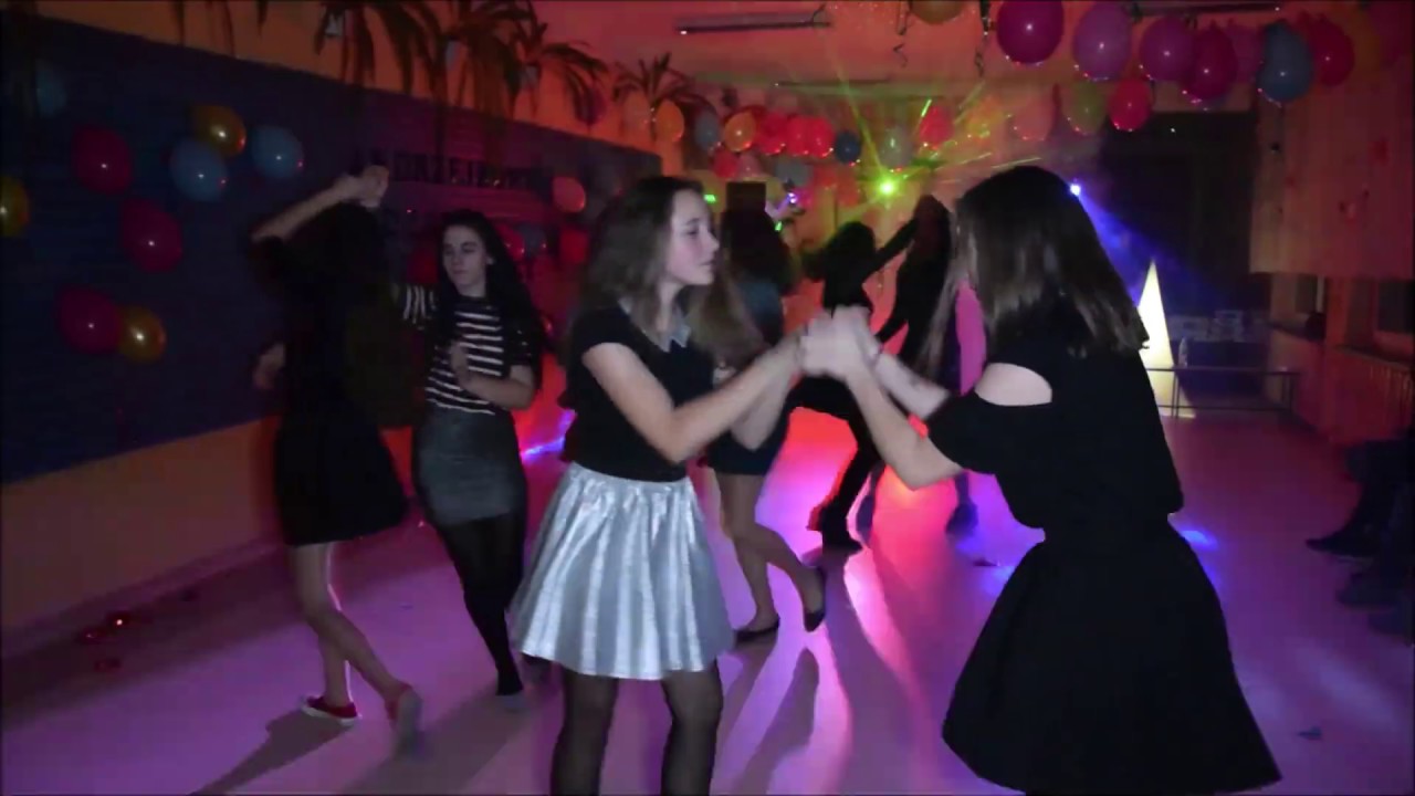 Dyskoteka Andrzejkowa 2018 SP Pacanów  Klasy : 7, 8, 3Gim 30.11.2018r DJ/Wodzirej C@MIL