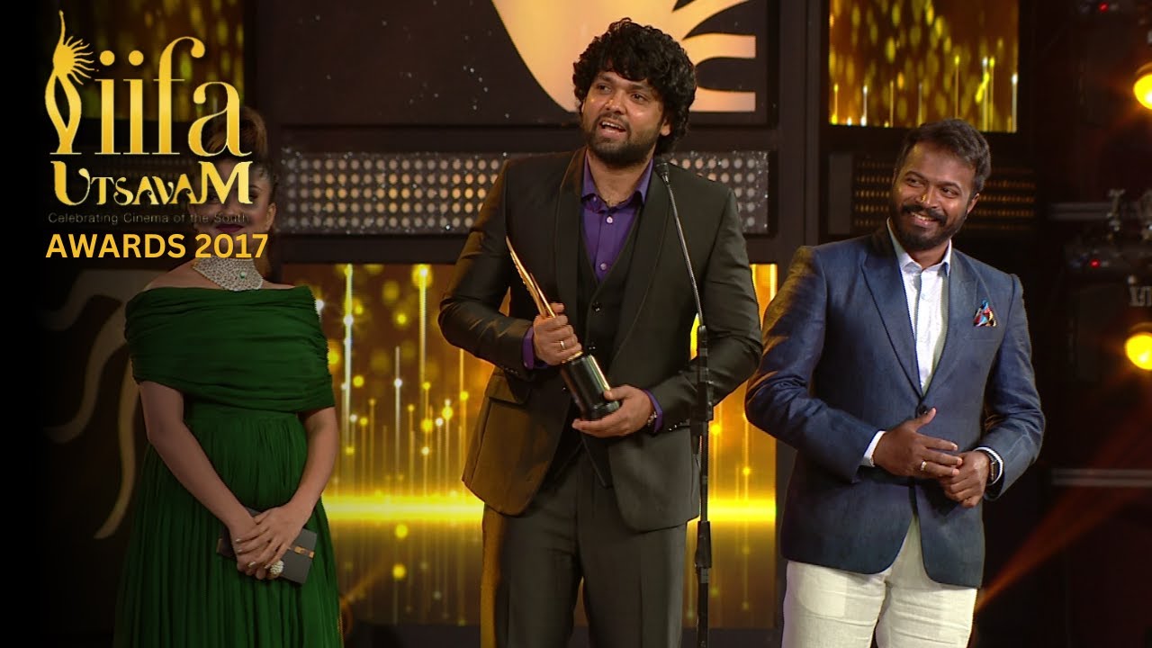 Who is Rakshit Shetty's golden leg ? |  IIFA Utsavam 2017