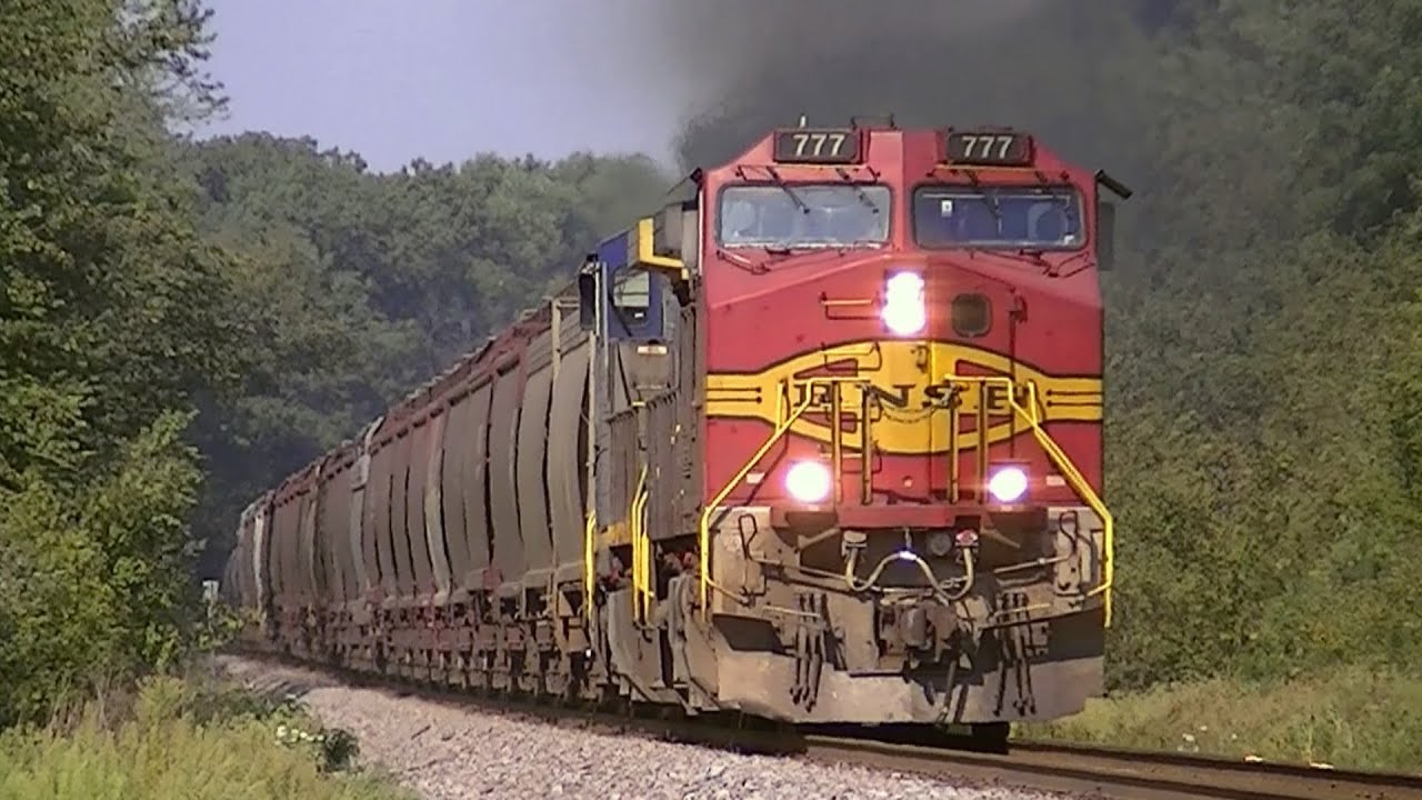 BNSF 777 East - by Honey Creek, Illinois on 8-25-2012