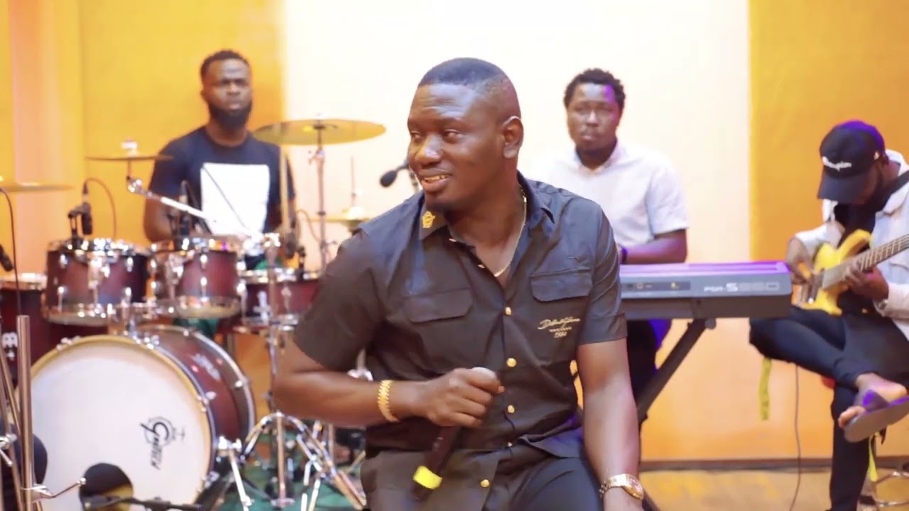 Live Performance Segun Johnson isegunjohnson party owambe owanbe