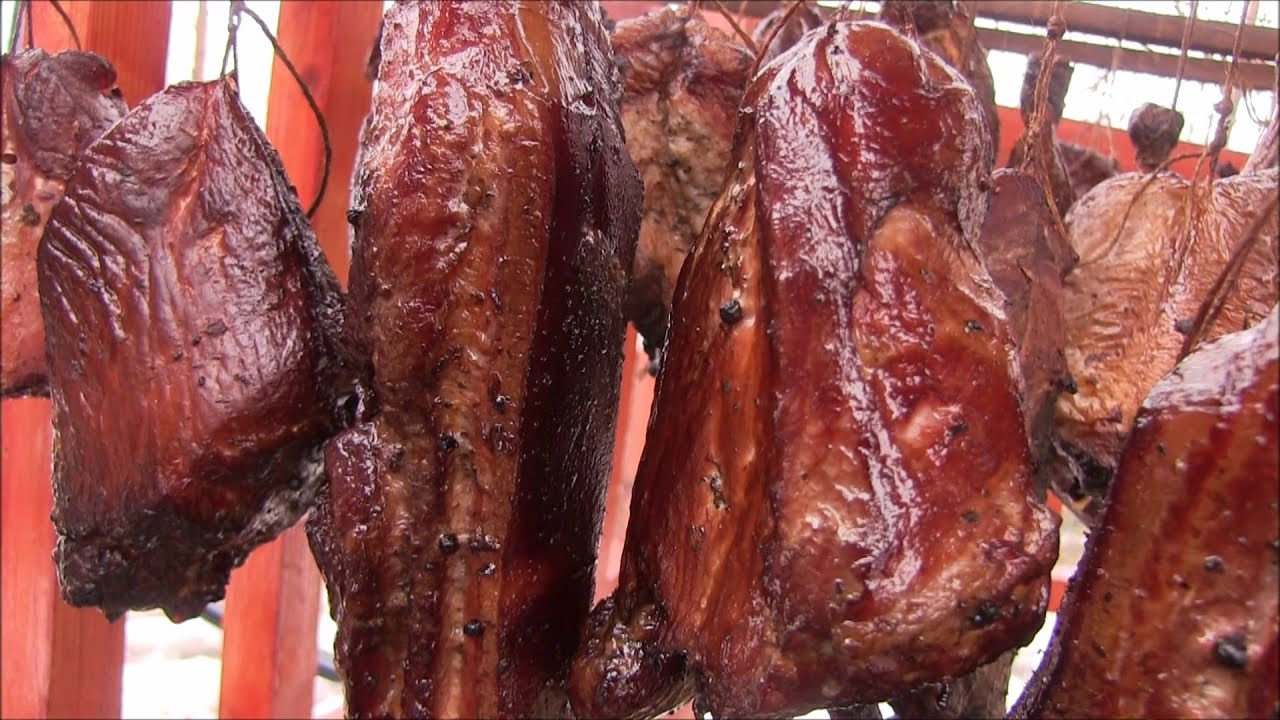 Cum se afumă carnea de porc. Baiț cu bere pentru macerarea cărnii.