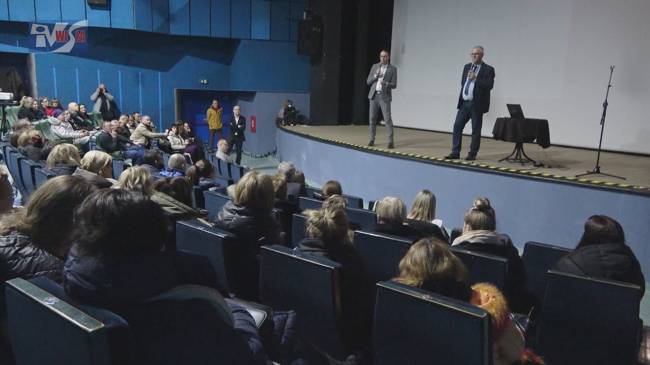 REFORMIA OŚWIATY - JAKIE ROZWIĄZANIA PROPONUJĄ WŁADZE TARNOBRZEGA?