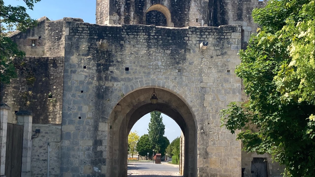 PROVINS, FRANCE. MEDIEVAL TOWN.