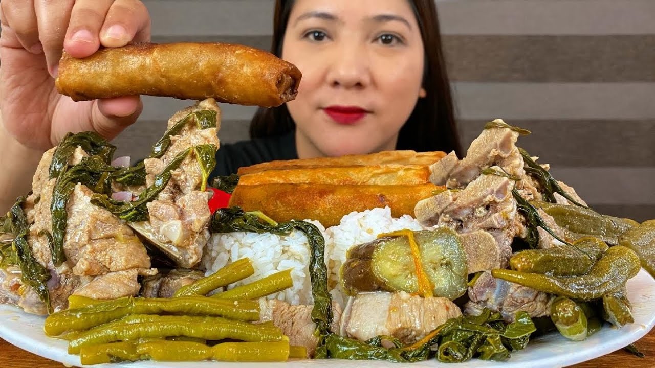 PORK SINIGANG AT LUMPIANG  GULAY