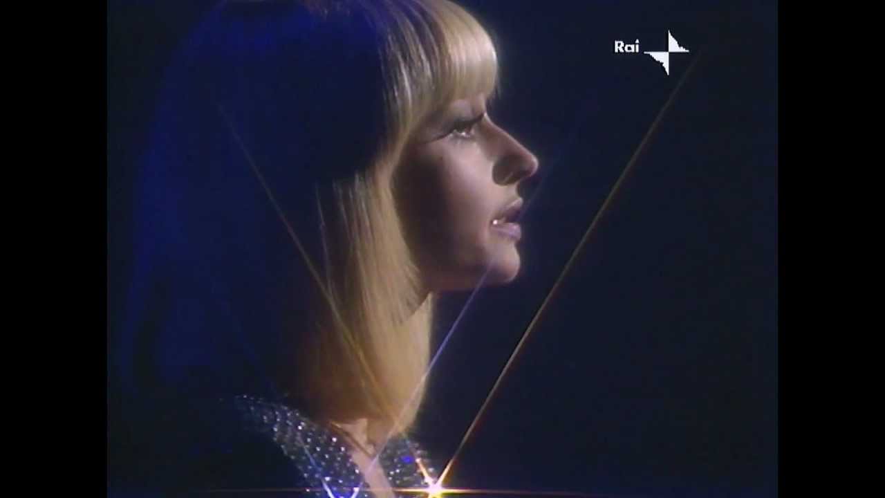 Raffaella Carr&aacute; - Io non vivo senza te - Millemilioni (1980) HD