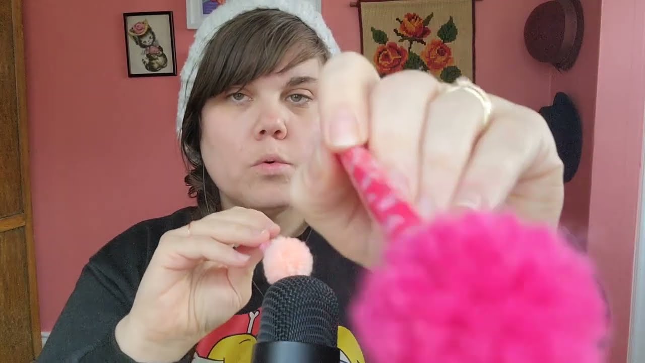 ASMR 10 triggers in 10 minutes but its only mic brushing