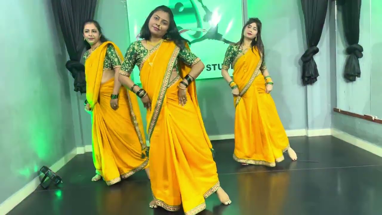 Gulabachi kali | Marathi wading | Marathi sangit| haldi song | ladies Dance😍