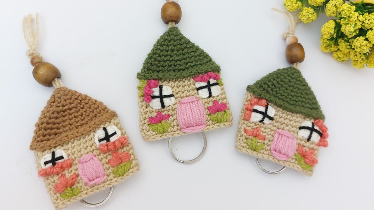 كروشية ميدالية مفاتيح على شكل بيت🏠/ crochet house medal/#افكار_مورى