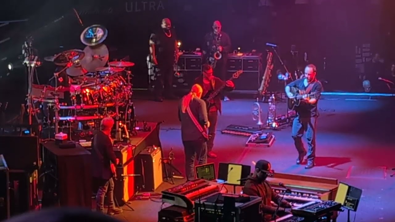"Lie in our Graves" Dave Matthews Band at Madison Square Garden Nov 17, 2023 with Derek Trucks