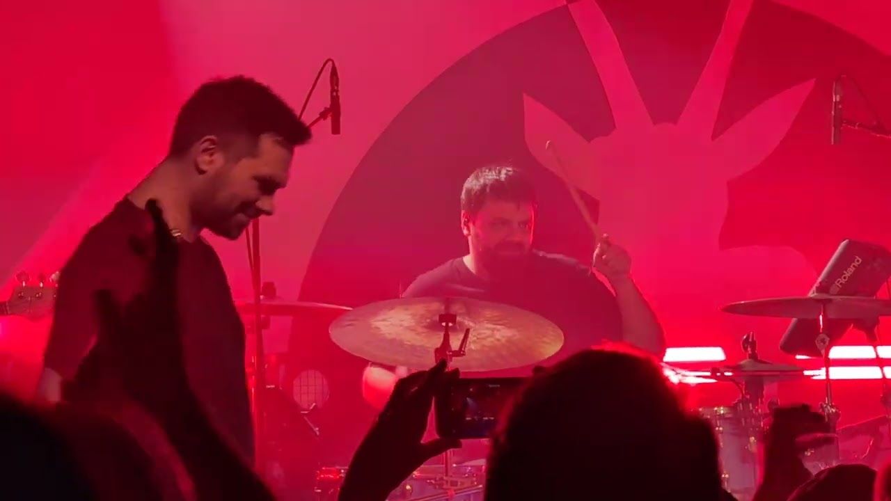 Antilopen Gang - F&uuml;r wenige (live)