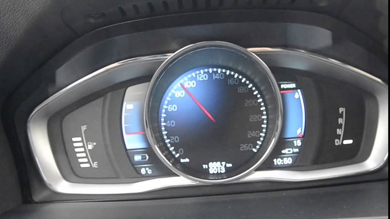 KAC - Volvo V60 Plug-in Hybrid D6 0-100 km/h Acceleration