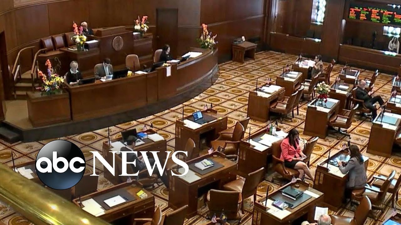 Oregon State Police called to bring Republican senators back for climate vote