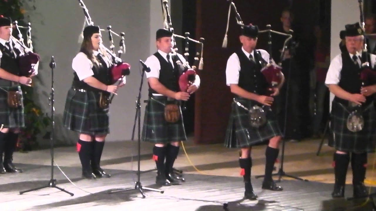 MDF Strakonice 2014-Neilston & District Pipe Band-Open air cinema 2