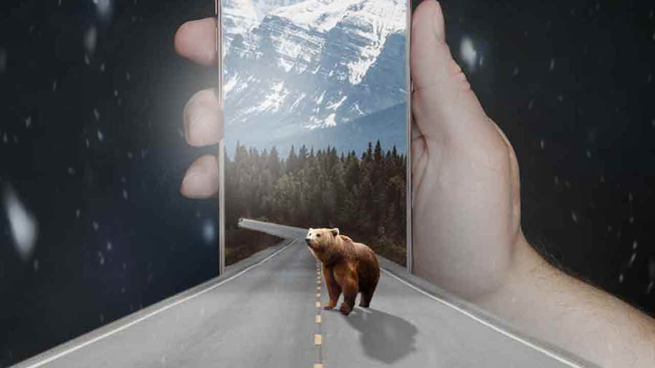 How to Create 3D Surreal Mobile Effect | Photoshop Tutorial