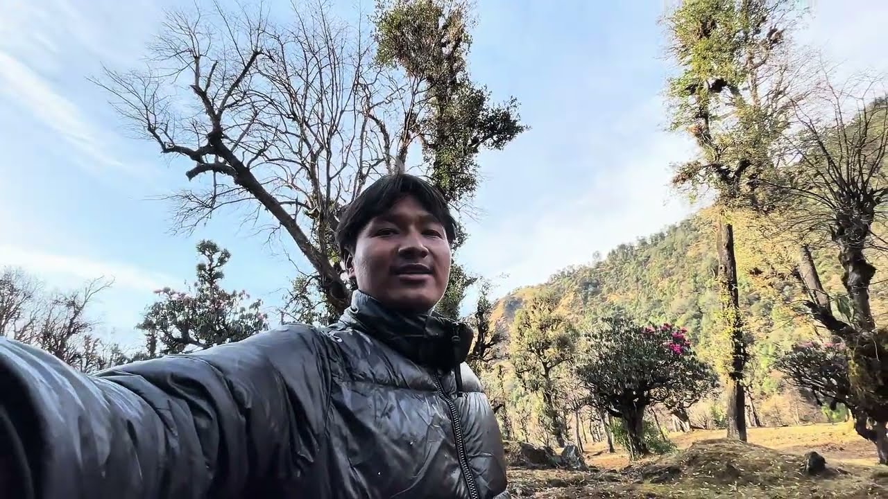 # रात में अचानक  पढ़ने लगी बर्फ  सुबह देखा भयंकर बर्फ @naveenharkotiyavlogs