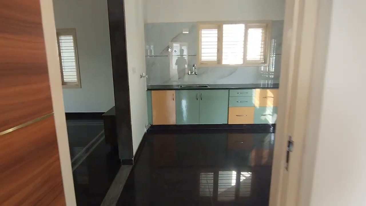 1200'sft *House for sale near Ramamurthy nagar Bangalore.Con.9901972291: From outer ring road 3.KM.