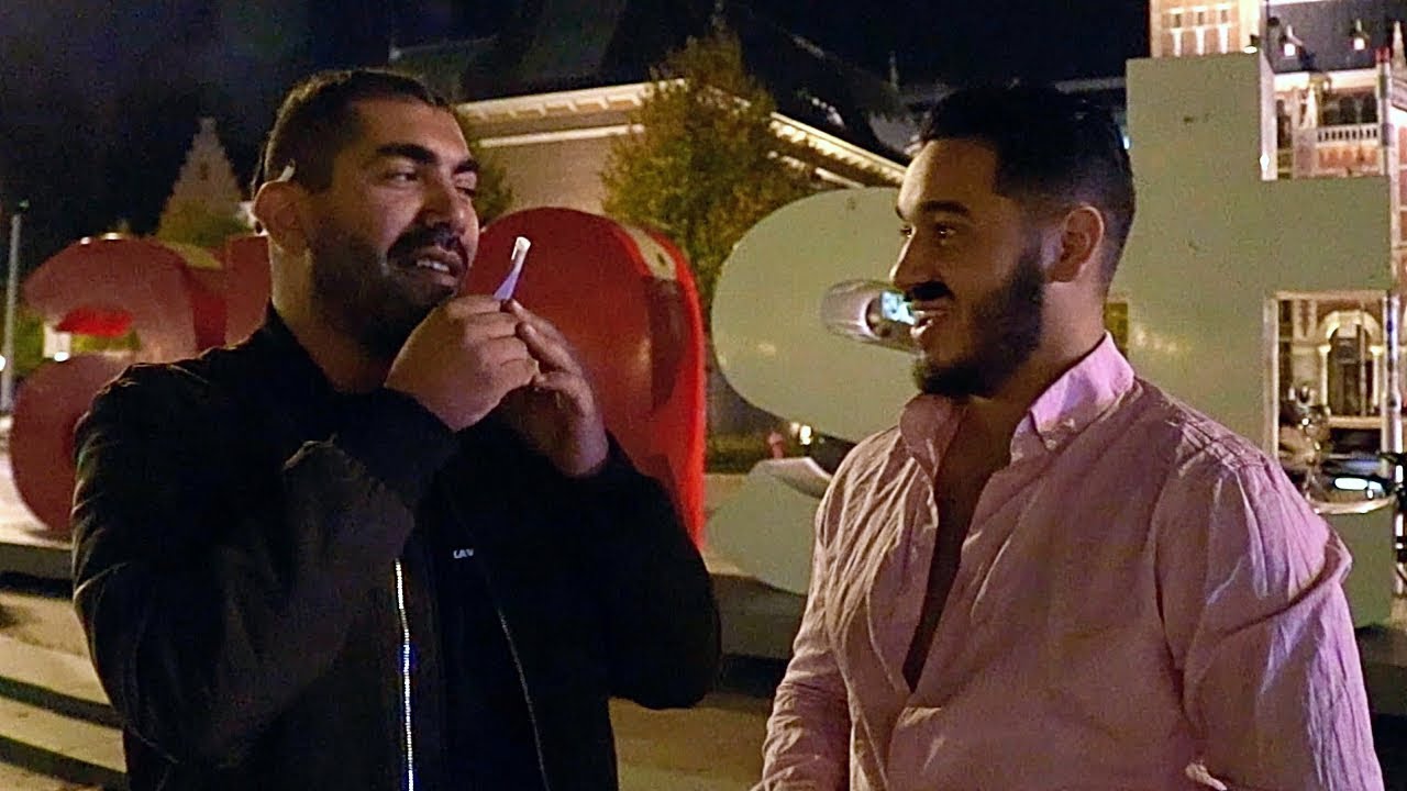 MEHMET GAAT INVESTEREN IN SJAAK! - Mehmet op Pad (Aflevering 31) met Sjaak!